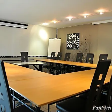 Fasthotel 2* Carcassonne