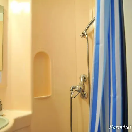 מלון Fasthotel 2*