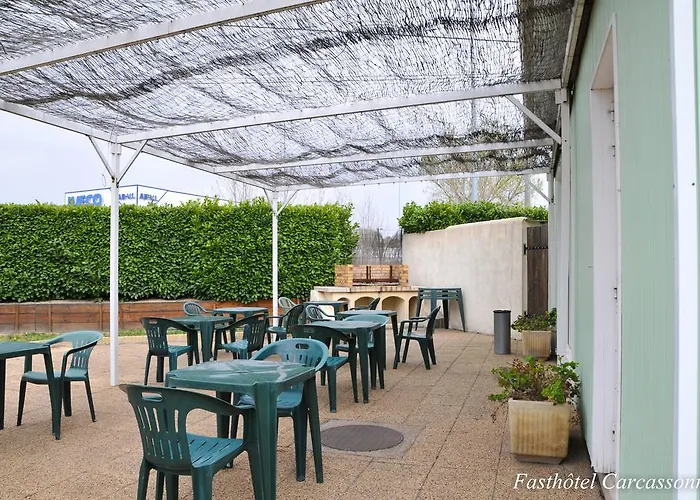 ホテル ファストホテル カルカソンヌ