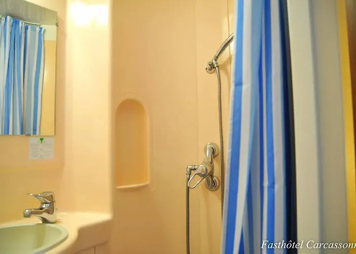 מלון Fasthotel 2*